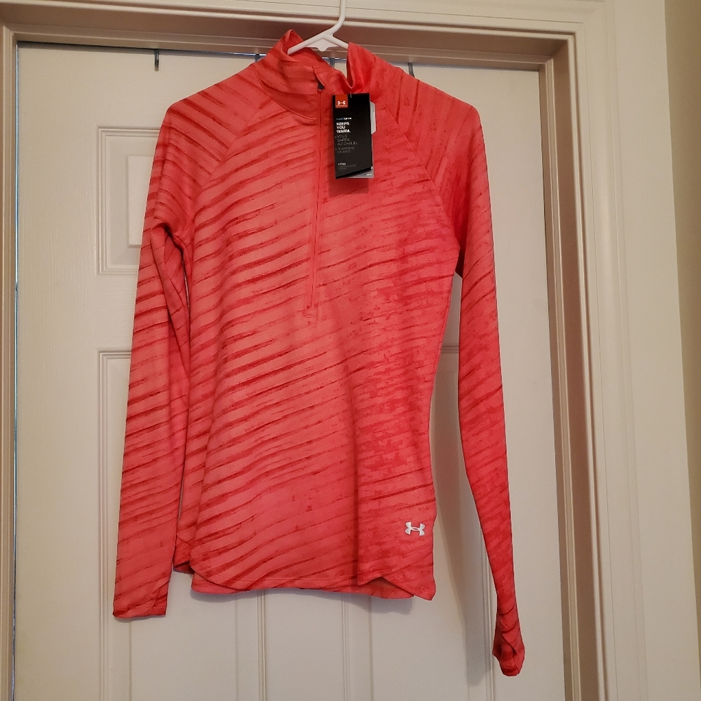 Under Armour Cold Gear top NWT